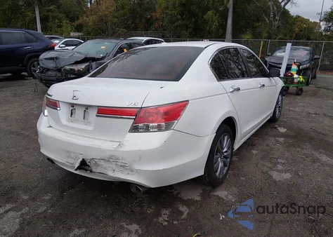 2012 Honda Accord 3.5 Ex-L z USA, uszkodzony, nr VIN 1HGCP3F89CA024935